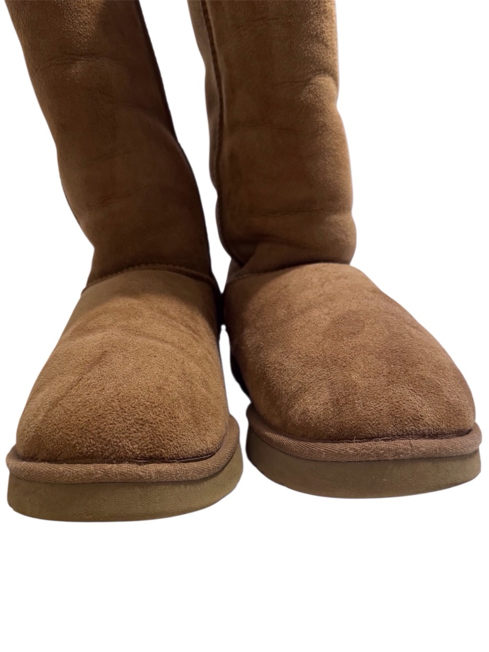 Ugg Boots Classic Tall Leather Suede Boot in Tan Size 10 - Picture 8 of 9